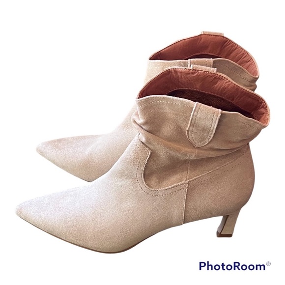 Faux Suede Ankle Boots Size 9 - Picture 2 of 9